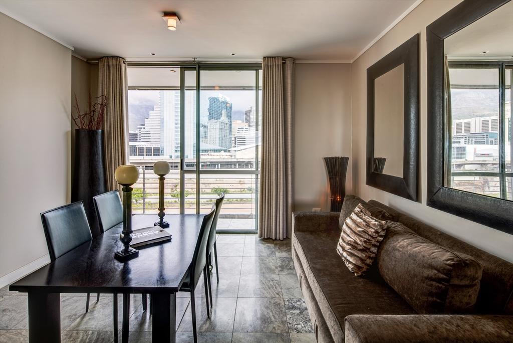 Harbour Bridge Luxury Apartments Cape Town Room photo